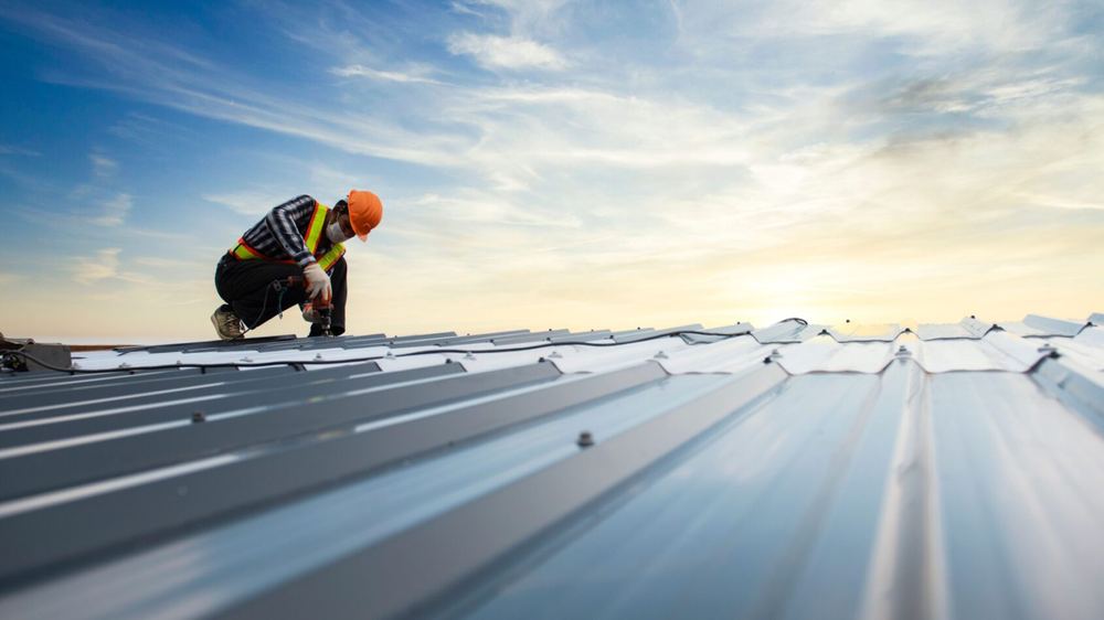 Rust and Corrosion on Metal Roofs in Arleta — Signs to Watch