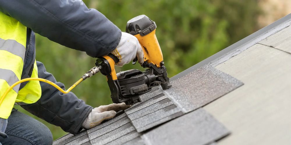 Solar Panels and Roof Maintenance: Arleta Edition