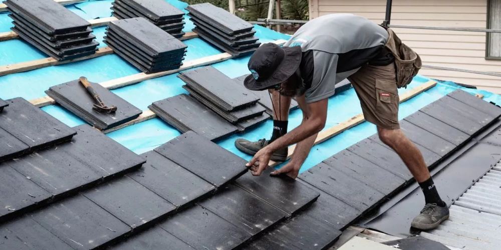 Cracked Tiles: Repair or Replace? — Seasonal Guide